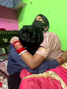 Snapshot of SEXY-SIMI-BHABI chatting on 10, 11, 2025 SEXY-SIMI-BHABI online show from 10, 11, 2025