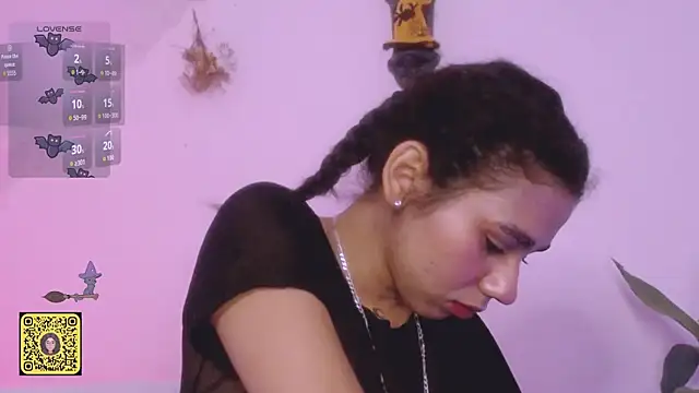 Snapshot of Nocturnawitch chatting on 14, 10, 2025 Nocturnawitch online show from 14, 10, 2025