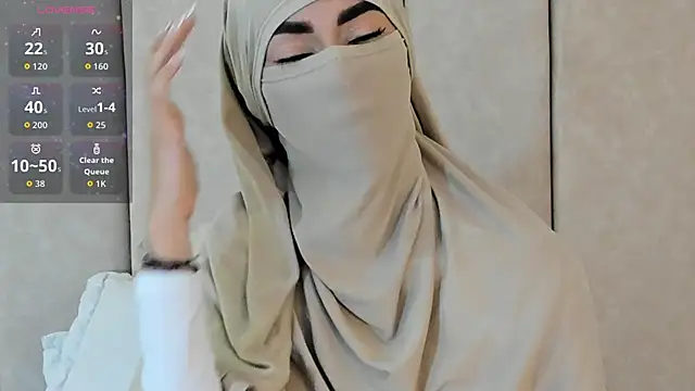 Snapshot of _Zahiira_ chatting on 18, 9, 2025 Zahiira online show from 18, 9, 2025
