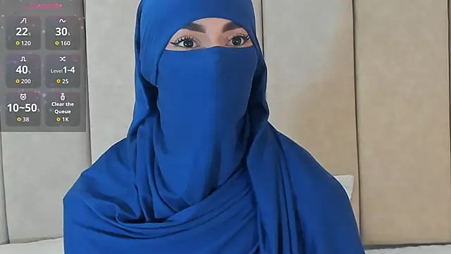 Snapshot of _Zahiira_ chatting on 23, 9, 2025 Zahiira online show from 23, 9, 2025