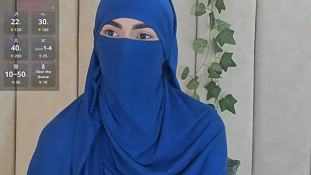 Snapshot of _Zahiira_ chatting on 4, 10, 2025 Zahiira online show from 4, 10, 2025