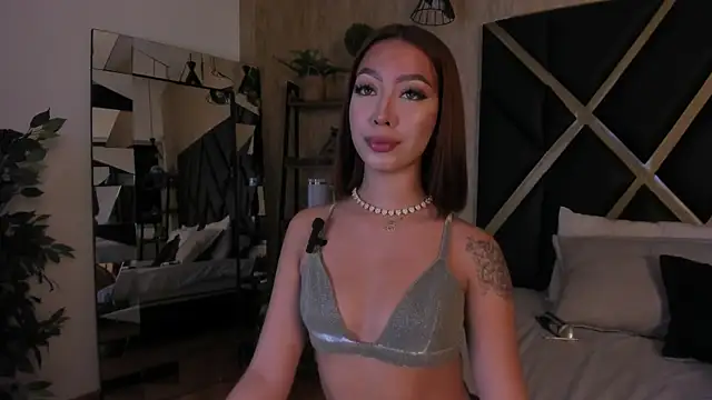 AllisonOwens online show from 25, 11, 2025