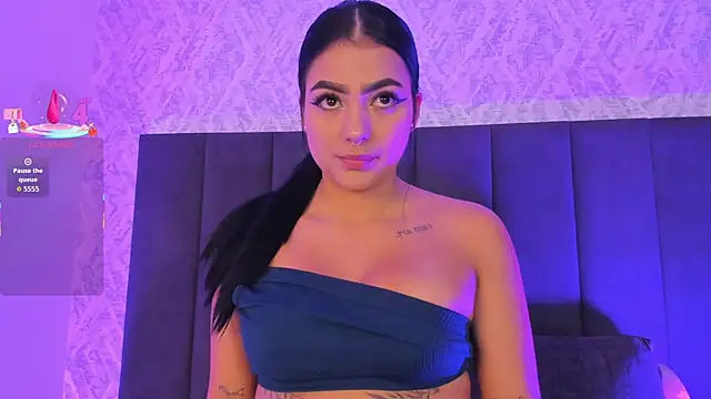 Snapshot of dana_hazze chatting on 10, 9, 2025 dana hazze online show from 10, 9, 2025