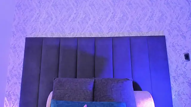 Snapshot of dana_hazze chatting on 25, 11, 2025 dana hazze online show from 25, 11, 2025