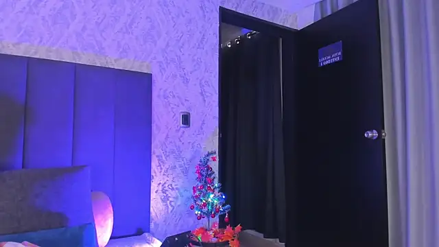 Snapshot of dana_hazze chatting on 27, 11, 2025 dana hazze online show from 27, 11, 2025