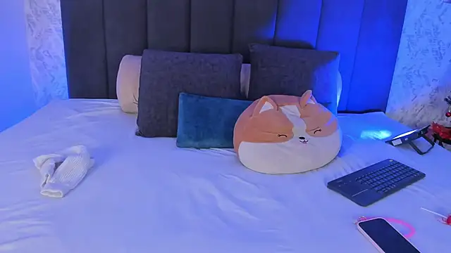 Snapshot of dana_hazze chatting on 17, 12, 2025 dana hazze online show from 17, 12, 2025