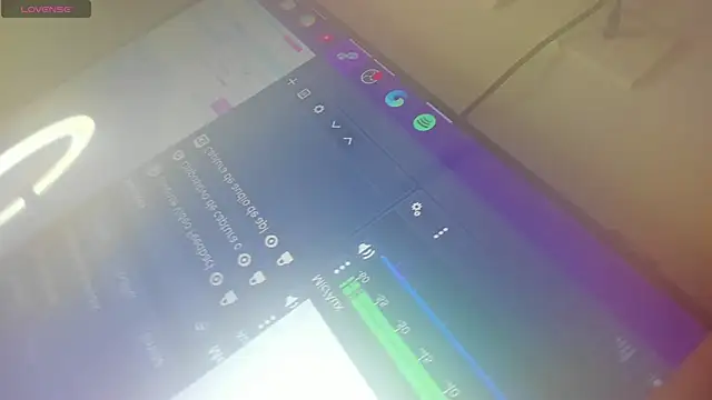 Snapshot of dana_hazze chatting on 6, 2, 2026 dana hazze online show from 6, 2, 2026