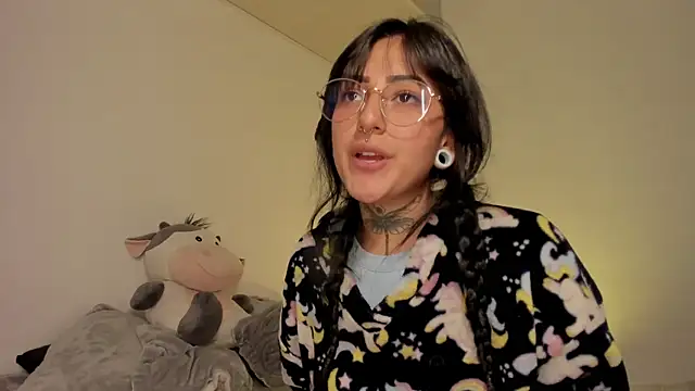 lola n apolo online show from 10, 9, 2025