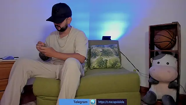 lola n apolo online show from 6, 10, 2025