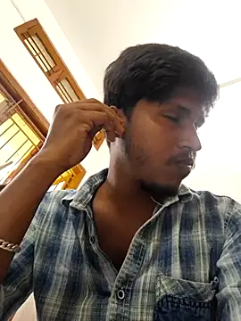 Snapshot of rohanh234 chatting on 8, 10, 2025 rohanh234 online show from 8, 10, 2025