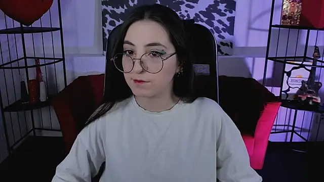 VirtuallVoyant online show from 15, 4, 2026