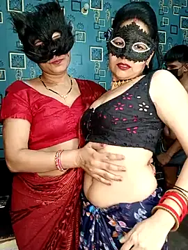 Snapshot of Sexy_kaira01 chatting on 27, 5, 2026 Sexy kaira01 online show from 27, 5, 2026