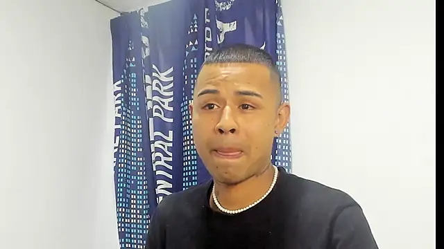 Snapshot of _Logan_Colton_ chatting on 12, 11, 2025 Logan Colton online show from 12, 11, 2025