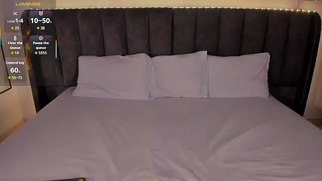 Snapshot of Sophie_Smith19_ chatting on 19, 2, 2026 Sophie Smith19 online show from 19, 2, 2026