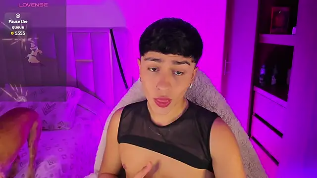 Matheewx m online show from 8, 3, 2026