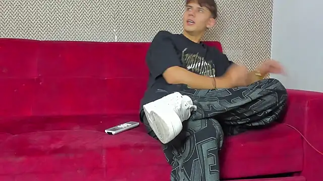 willy sexxx18 online show from 18, 2, 2026