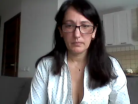 Elena48324 online show from 1, 6, 2026