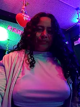 Snapshot of Yaya_watson chatting on 1, 10, 2025 Yaya watson online show from 1, 10, 2025
