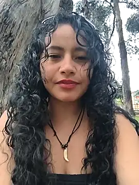 Yaya watson online show from 8, 5, 2026