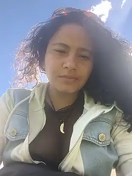 Yaya watson online show from 4, 6, 2026