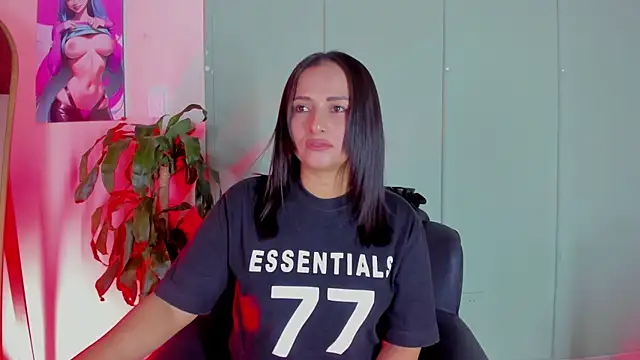 Snapshot of Zafiro__Brown chatting on 24, 9, 2025 Zafiro Brown online show from 24, 9, 2025