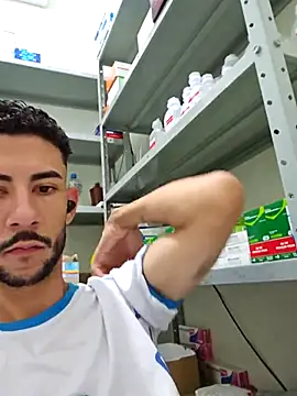 Snapshot of Saraiva2002 chatting on 11, 9, 2025 Saraiva2002 online show from 11, 9, 2025