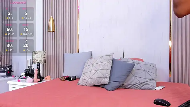 Snapshot of Skylar_Smith_ chatting on 21, 10, 2025 Skylar Smith online show from 21, 10, 2025