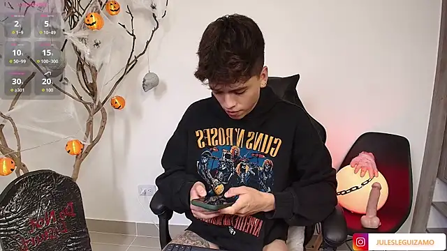 stev austin  online show from 8, 10, 2025