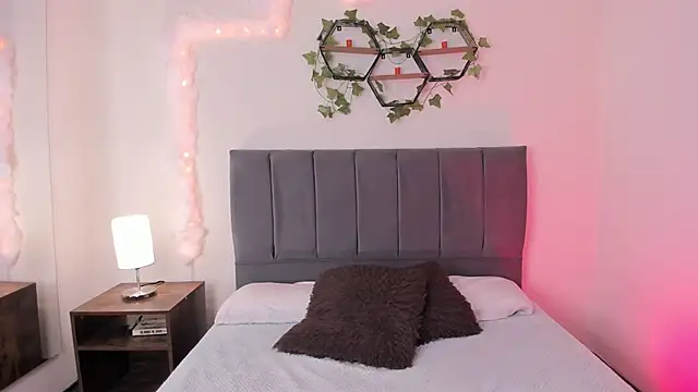 Snapshot of Ambar_gh1 chatting on 18, 9, 2025 Ambar gh1 online show from 18, 9, 2025