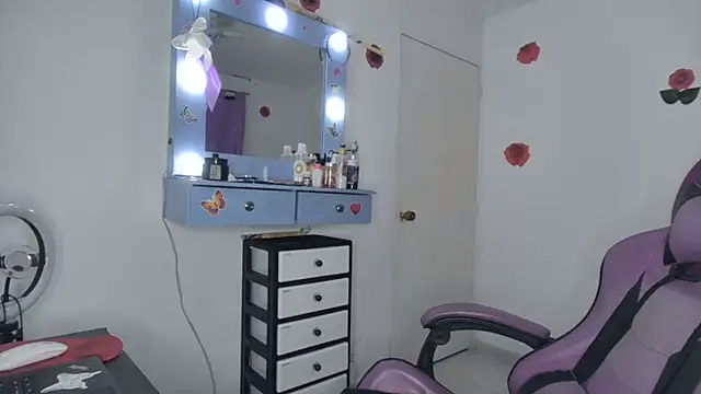 soffy rosses online show from 15, 3, 2026