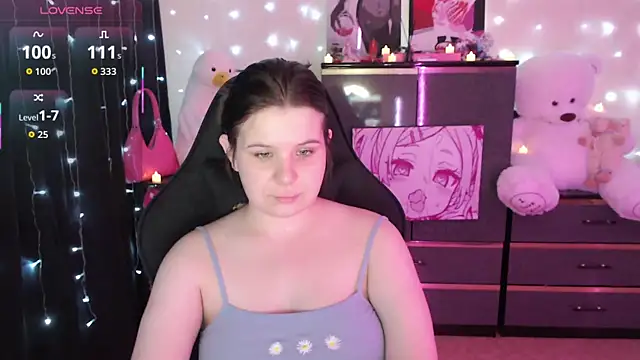 AmyVibess online show from 4, 10, 2025