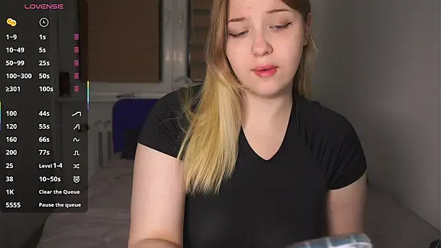 CuteSharloti online show from 16, 10, 2025