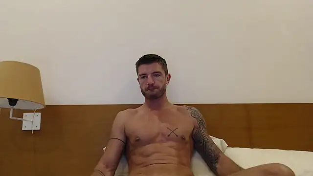 aleks hot1234 online show from 14, 4, 2026