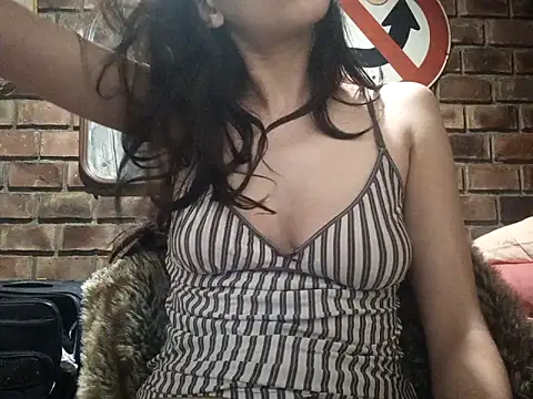 agusttt2667 online show from 13, 5, 2026