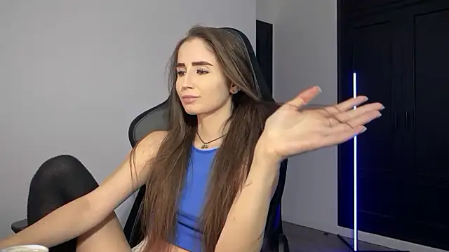 Snapshot of s_meow chatting on 31, 10, 2025 s meow online show from 31, 10, 2025