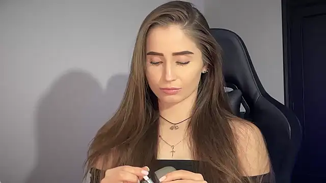 Snapshot of s_meow chatting on 9, 11, 2025 s meow online show from 9, 11, 2025