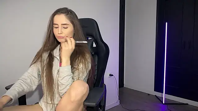 Snapshot of s_meow chatting on 16, 12, 2025 s meow online show from 16, 12, 2025