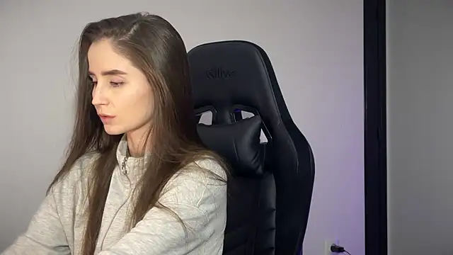 Snapshot of s_meow chatting on 19, 12, 2025 s meow online show from 19, 12, 2025