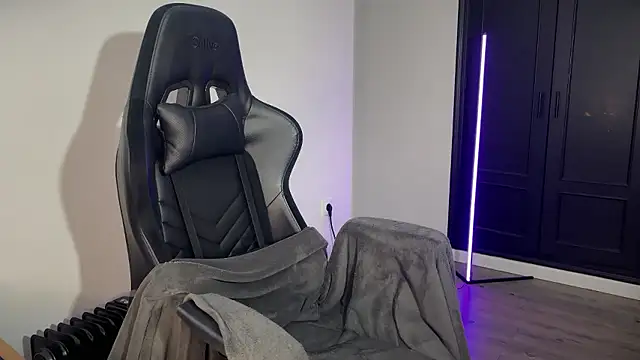 Snapshot of s_meow chatting on 14, 1, 2026 s meow online show from 14, 1, 2026