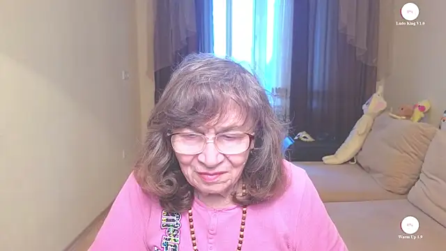Betty Brick online show from 9, 5, 2026