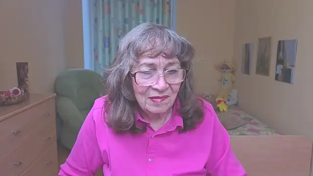 Betty Brick online show from 14, 5, 2026
