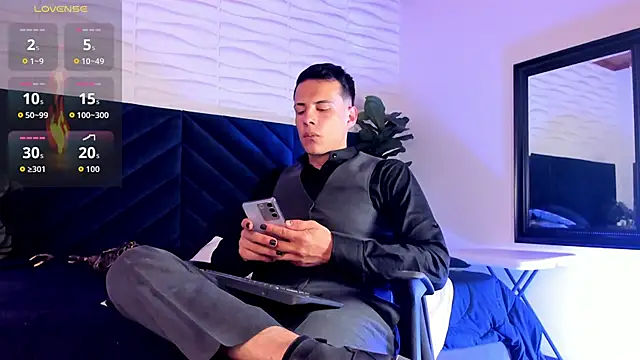 Dustin Sonne online show from 3, 10, 2025