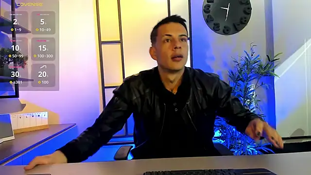 Dustin Sonne online show from 4, 10, 2025