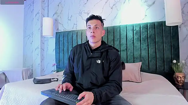 Dustin Sonne online show from 26, 10, 2025