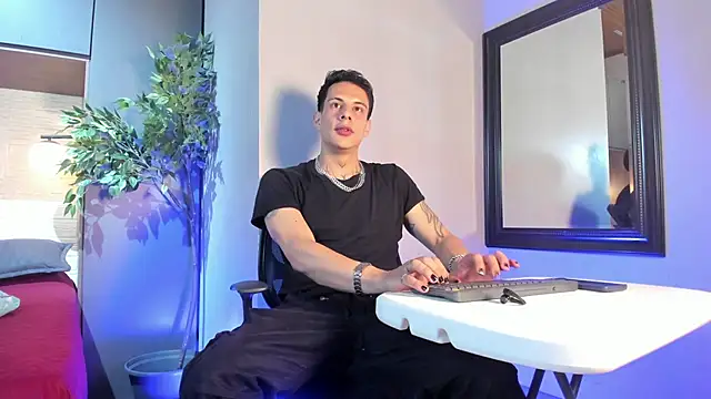 Snapshot of Dustin_Sonne chatting on 30, 6, 2026 Dustin Sonne online show from 30, 6, 2026