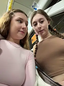 Snapshot of katexxxx chatting on 10, 11, 2025 katexxxx online show from 10, 11, 2025