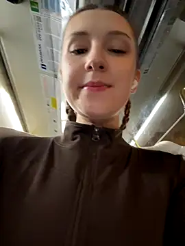 Snapshot of katexxxx chatting on 21, 11, 2025 katexxxx online show from 21, 11, 2025