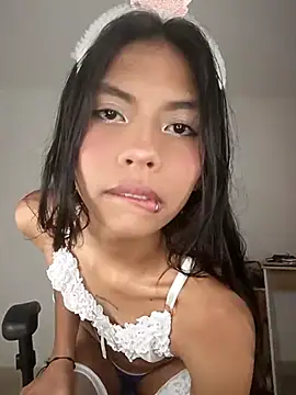 Snapshot of NovaTemptress chatting on 13, 10, 2025 NovaTemptress online show from 13, 10, 2025