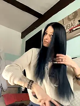 Snapshot of Seductively4_20 chatting on 24, 10, 2025 Seductively4 20 online show from 24, 10, 2025