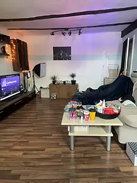 Snapshot of Seductively4_20 chatting on 3, 11, 2025 Seductively4 20 online show from 3, 11, 2025